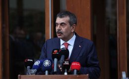 Bakan Tekin Konya’da okul açılışlarına katıldı