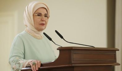 Emine Erdoğan Gönül Elçileri ile bir araya geldi: Koruyucu ailelerin sayısını 8 bin 307’ye çıkardık