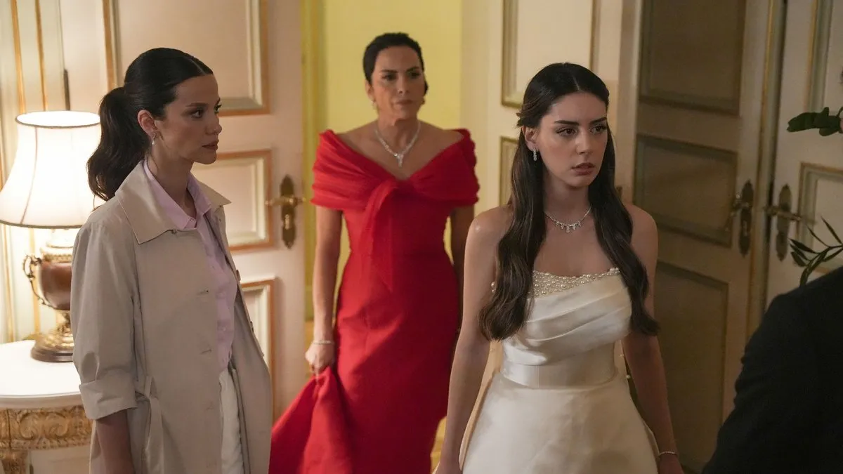 Karadut’da Zuhal aklı ile kalbi arasında kalıyor!