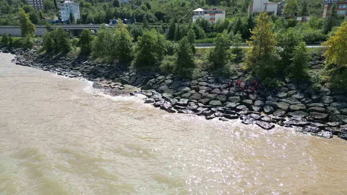 Trabzon’da Sel ve Taşkın: Arama Çalışmaları Devam Ediyor